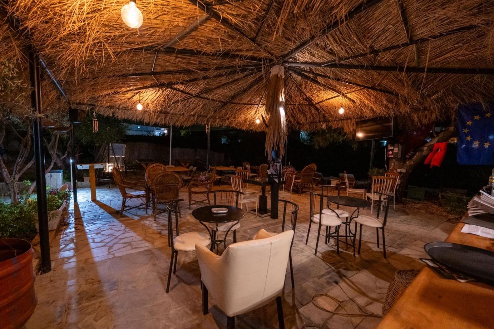 Garden Villa Lake Side & Glamping Ksamil Zewnętrze zdjęcie